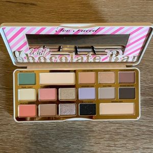 Too Faced white chocolate bar eye shadow palette
